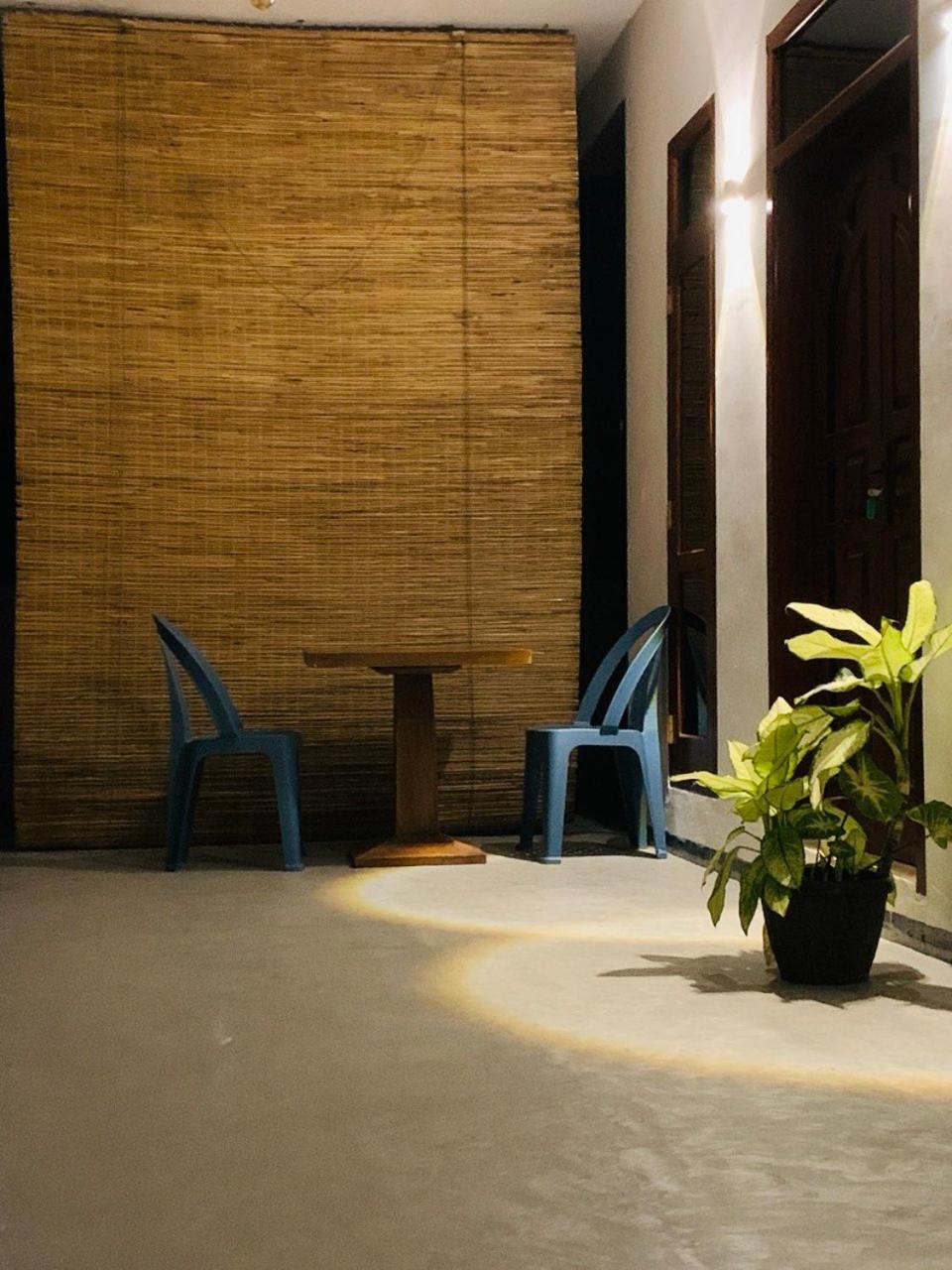 Bed and Breakfast La Fiesta Weligama Exterior foto